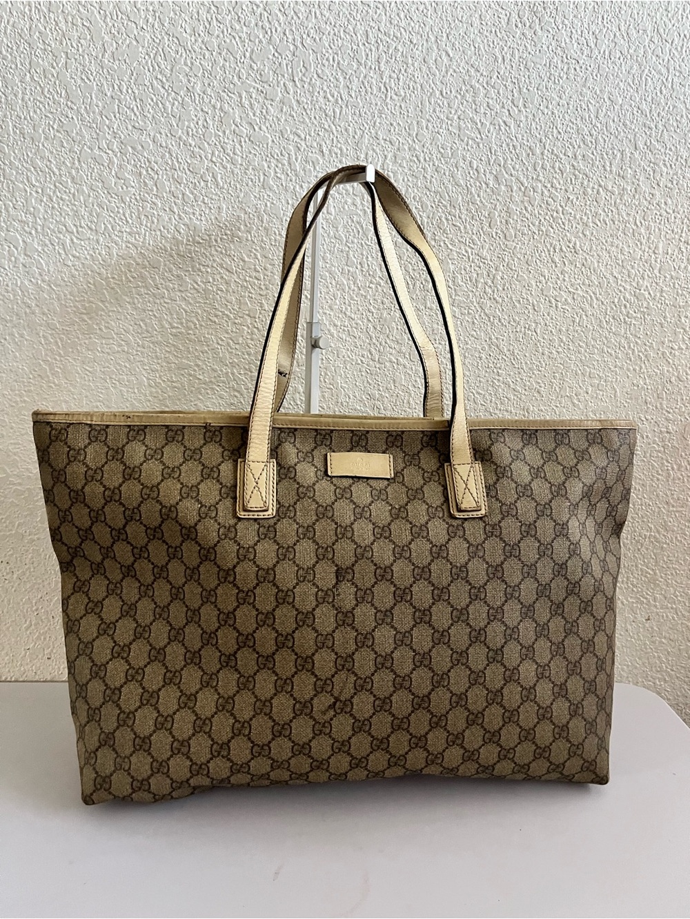 Gucci GG Supreme tote bag
